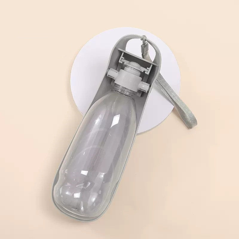 Foldable Pet Water Bottle – Easy Drinking for Dogs on Walks