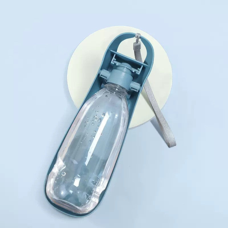 Foldable Pet Water Bottle – Easy Drinking for Dogs on Walks